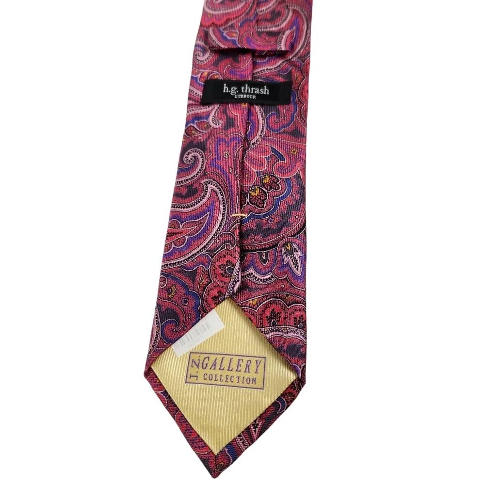 J. Z. Richards Gallery Collection 100% Silk Pink Paisley Hand Made Mens Neck Tie